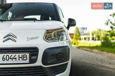 Минивэн Citroen C3 Picasso 2012 в 