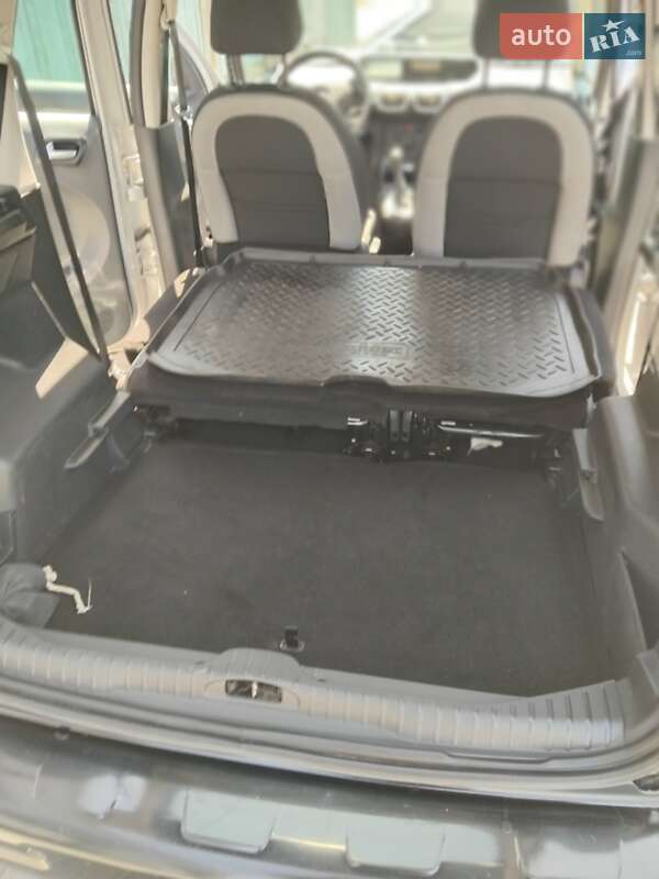 Мінівен Citroen C3 Picasso 2014 в Дніпрі