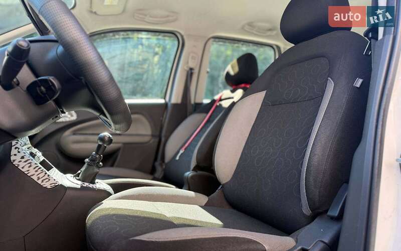 Минивэн Citroen C3 Picasso 2011 в Черновцах