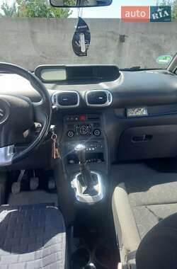 Минивэн Citroen C3 Picasso 2009 в 