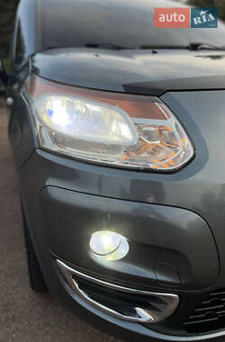 Минивэн Citroen C3 Picasso 2011 в 