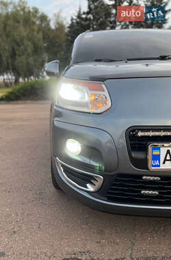 Минивэн Citroen C3 Picasso 2011 в 