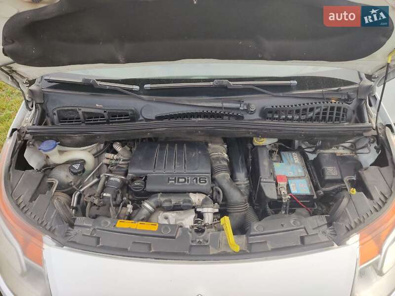 Минивэн Citroen C3 Picasso 2010 в Вараше