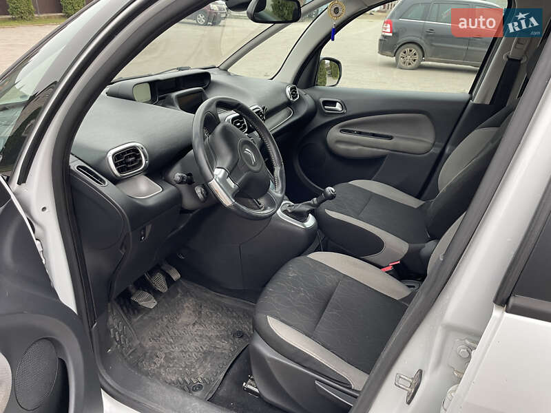 Минивэн Citroen C3 Picasso 2013 в Вараше