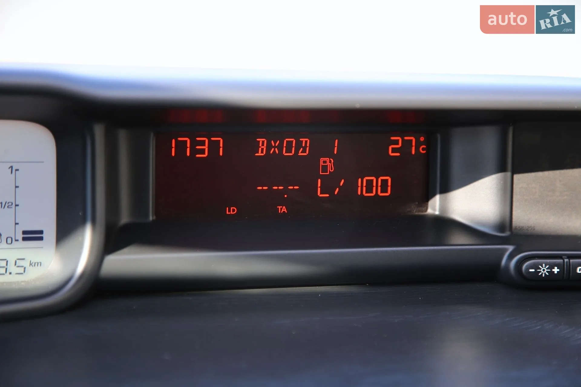 2013 Citroen C3 Picasso - мініатюра 16
