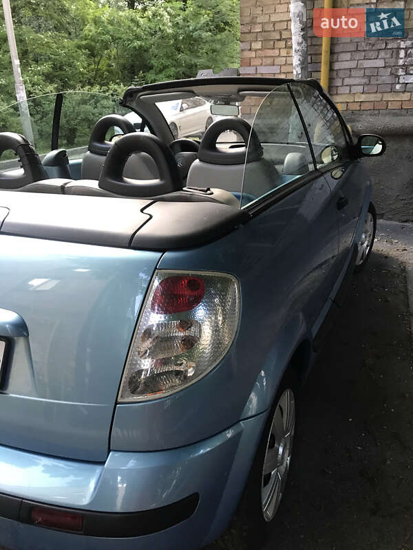 Кабриолет Citroen C3 Pluriel 2004 в Киеве