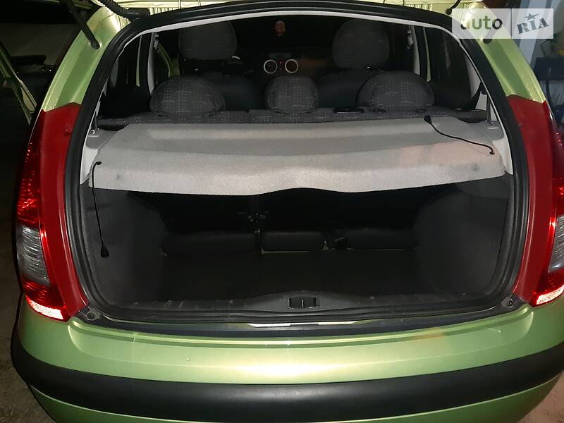 Хетчбек Citroen C3 2006 в Черкасах