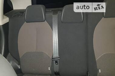 Хэтчбек Citroen C3 2014 в 