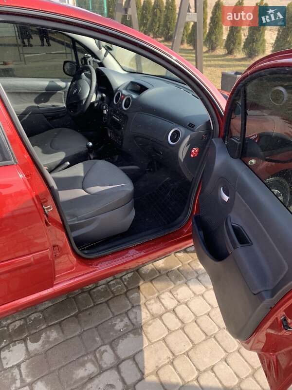 Хетчбек Citroen C3 2009 в Городку