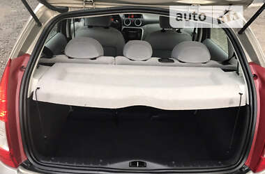 Хэтчбек Citroen C3 2006 в 