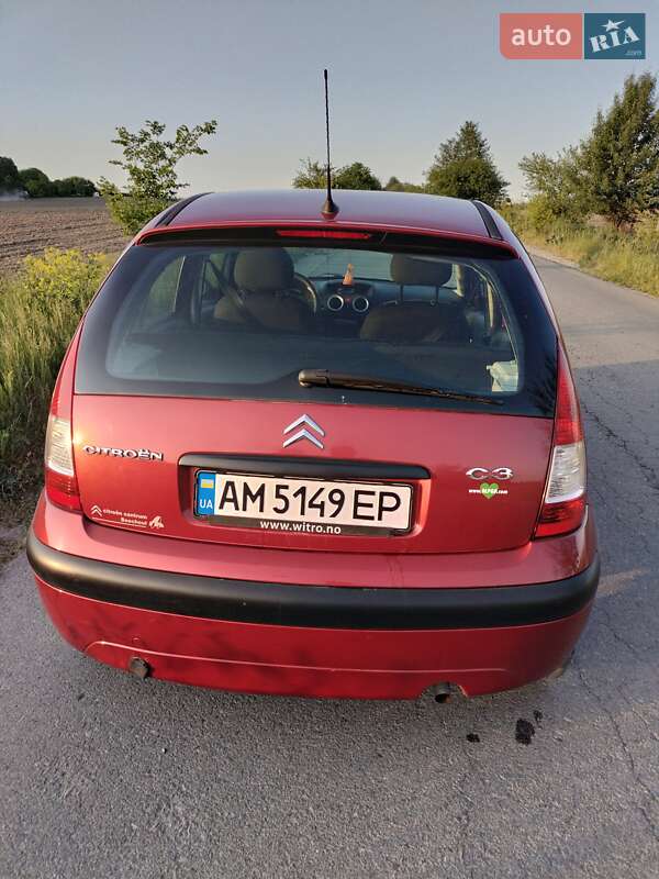 Хэтчбек Citroen C3 2009 в Киеве