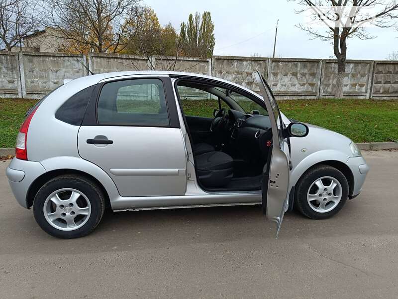 Хэтчбек Citroen C3 2009 в Луцке