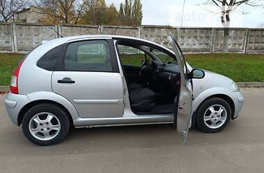Хэтчбек Citroen C3 2009 в 