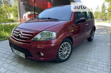 Хэтчбек Citroen C3 2008 в 