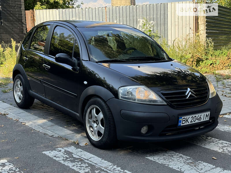 Хетчбек Citroen C3 2002 в 