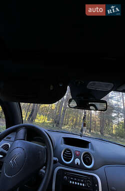 Хэтчбек Citroen C3 2007 в 