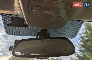 Хэтчбек Citroen C3 2013 в 