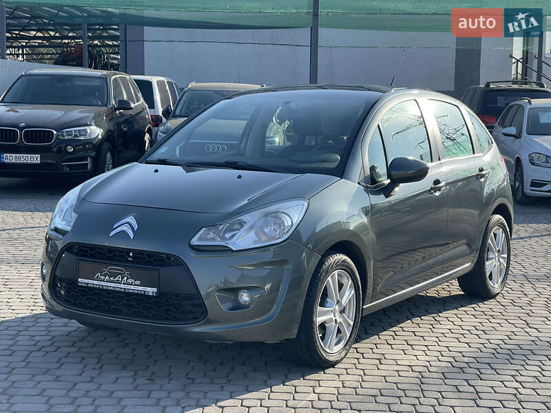 Хетчбек Citroen C3 2012 в Мукачевому