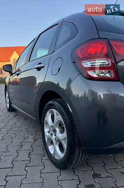 Хэтчбек Citroen C3 2012 в 