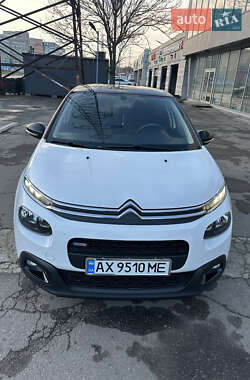 Хэтчбек Citroen C3 2017 в 