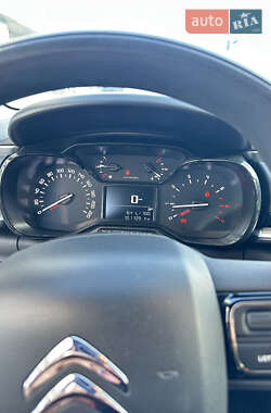 Хэтчбек Citroen C3 2017 в 