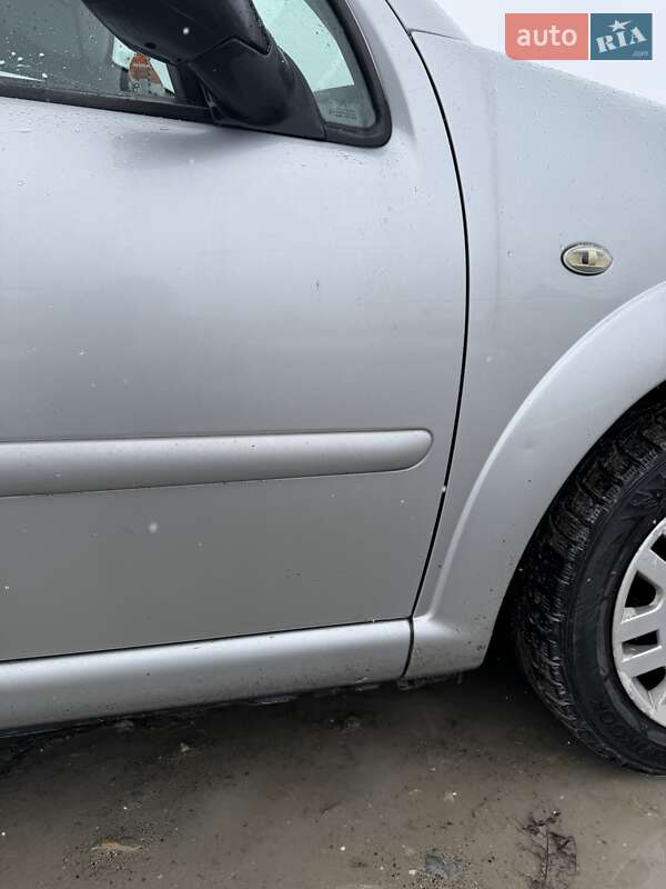 Хетчбек Citroen C3 2006 в Івано-Франківську