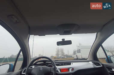 Хэтчбек Citroen C3 2010 в 