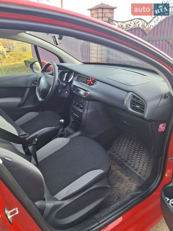Хетчбек Citroen C3 2014 в Чернівцях