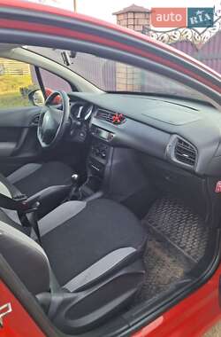 Хэтчбек Citroen C3 2014 в 