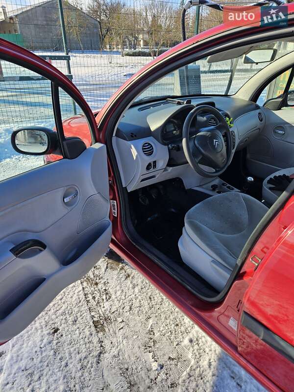 Хэтчбек Citroen C3 2002 в Луцке