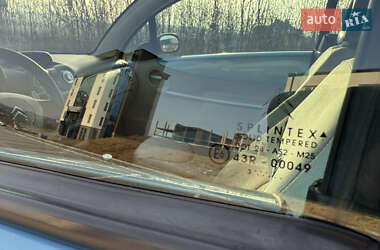 Хэтчбек Citroen C3 2004 в 