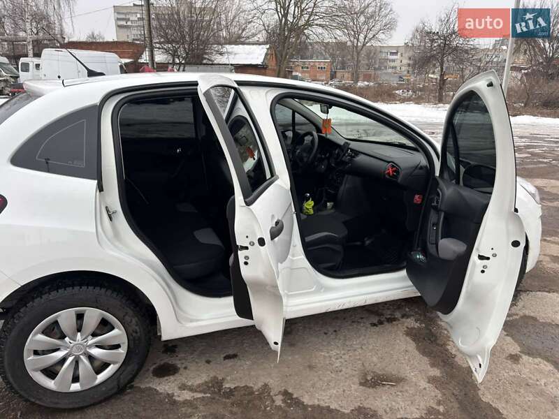 Хетчбек Citroen C3 2011 в Сумах