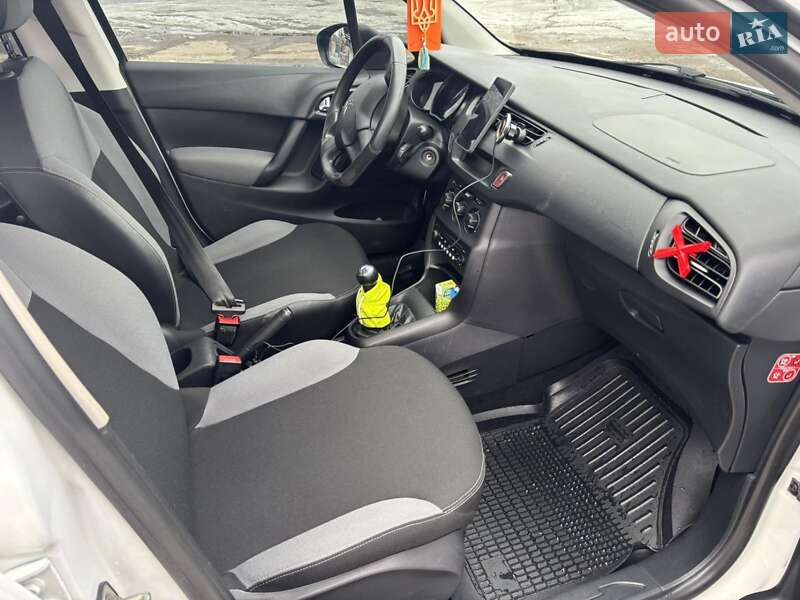 Хетчбек Citroen C3 2011 в Сумах