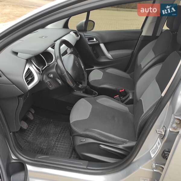 Хэтчбек Citroen C3 2012 в Черновцах
