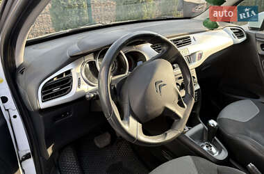 Хэтчбек Citroen C3 2012 в 