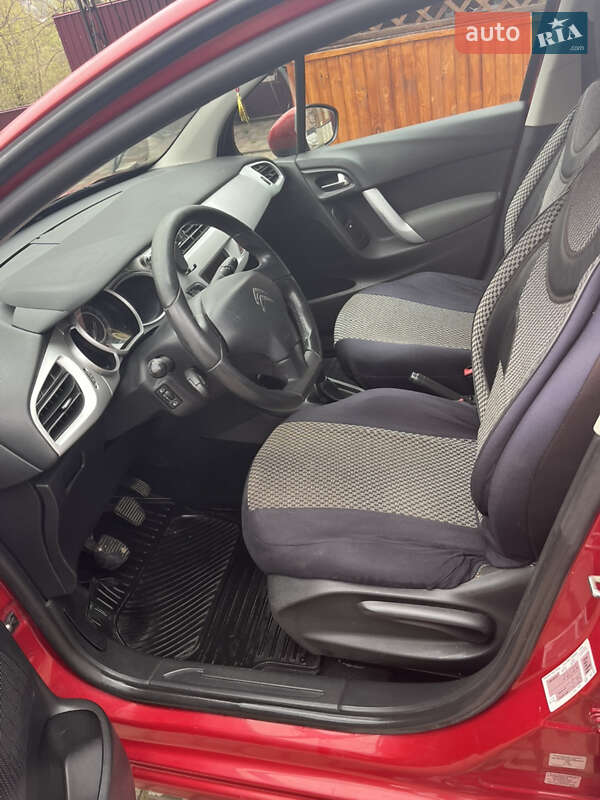 Хэтчбек Citroen C3 2011 в Черновцах