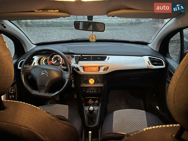 Хэтчбек Citroen C3 2011 в Черновцах