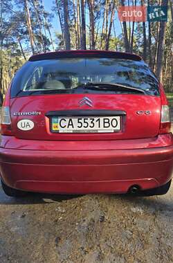 Хэтчбек Citroen C3 2007 в 