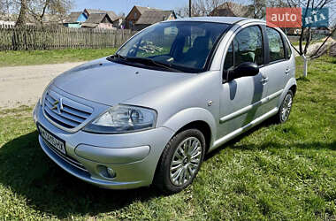 Хэтчбек Citroen C3 2005 в 