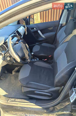 Хэтчбек Citroen C3 2011 в 