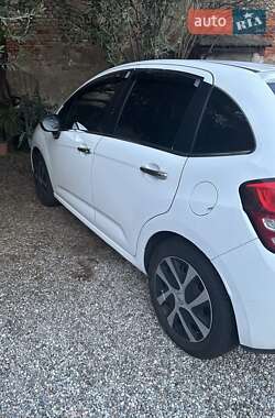 Хетчбек Citroen C3 2012 в 