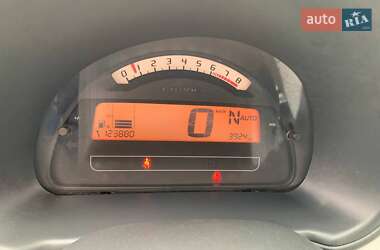 Хэтчбек Citroen C3 2006 в 