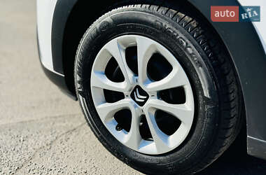 Хэтчбек Citroen C3 2017 в 