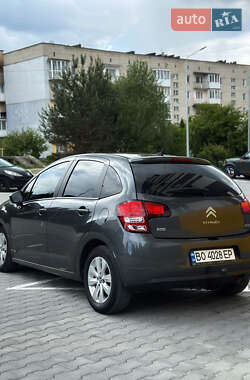 Хэтчбек Citroen C3 2012 в 