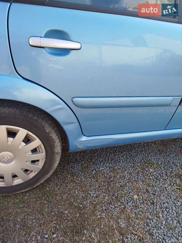 Хэтчбек Citroen C3 2003 в Хусте фото 4 Хэтчбек Citroen C3 2003 в Хусте