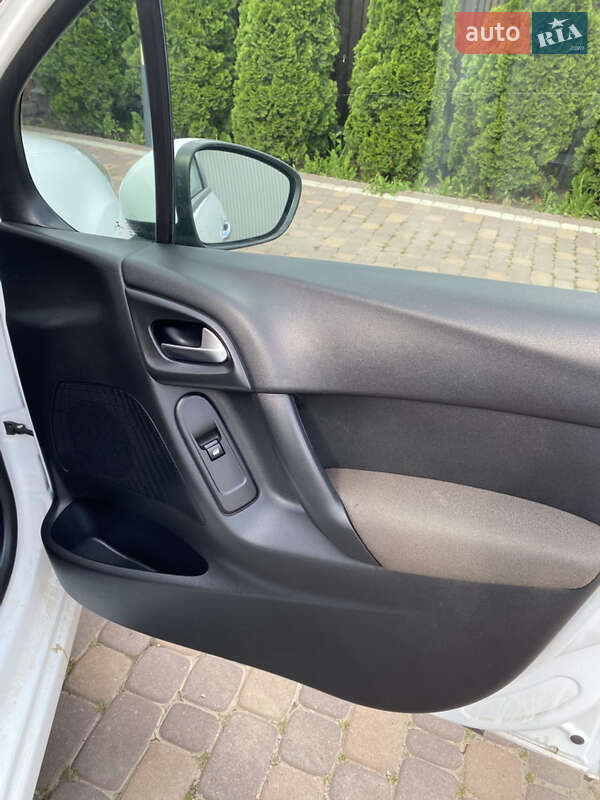 Хэтчбек Citroen C3 2013 в Мамаевцах фото 25 Хэтчбек Citroen C3 2013 в Мамаевцах