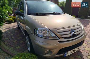 Хэтчбек Citroen C3 2008 в 