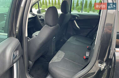 Хэтчбек Citroen C3 2010 в 