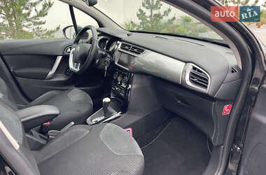 Хэтчбек Citroen C3 2010 в 