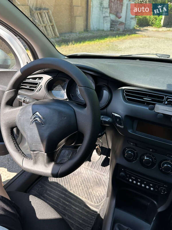 Хэтчбек Citroen C3 2013 в Луцке